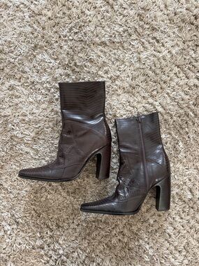 Enzo Angiolini Brown Pointed Toe Block Heel Ankle Boots
